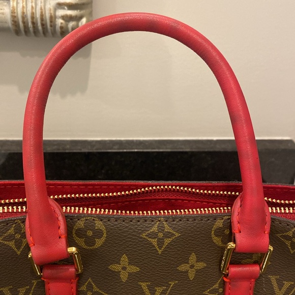 Authenticated Louis Vuitton Soufflot Tote Monogram Canvas with Leather BB - Picture 11 of 16